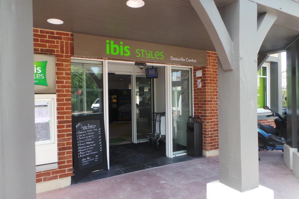 Ibis Styles Deauville Centre Exterior foto